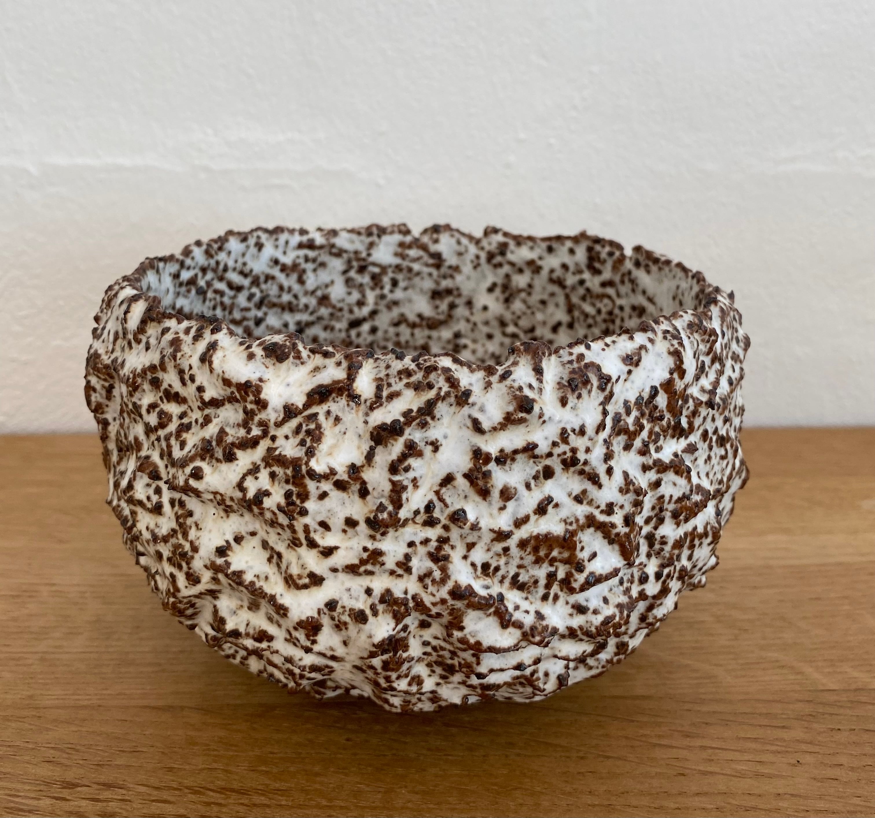 Struktur lerskål, 10 cm x 15 cm, 500 kr